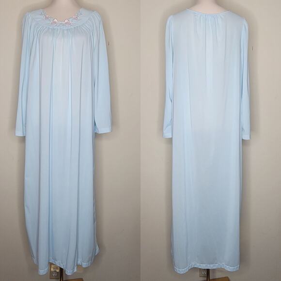 Vtg M Shadowline Powder Blue‎ Long Nightgown Boudoir Floral Embroidered Neckline - Picture 1 of 6